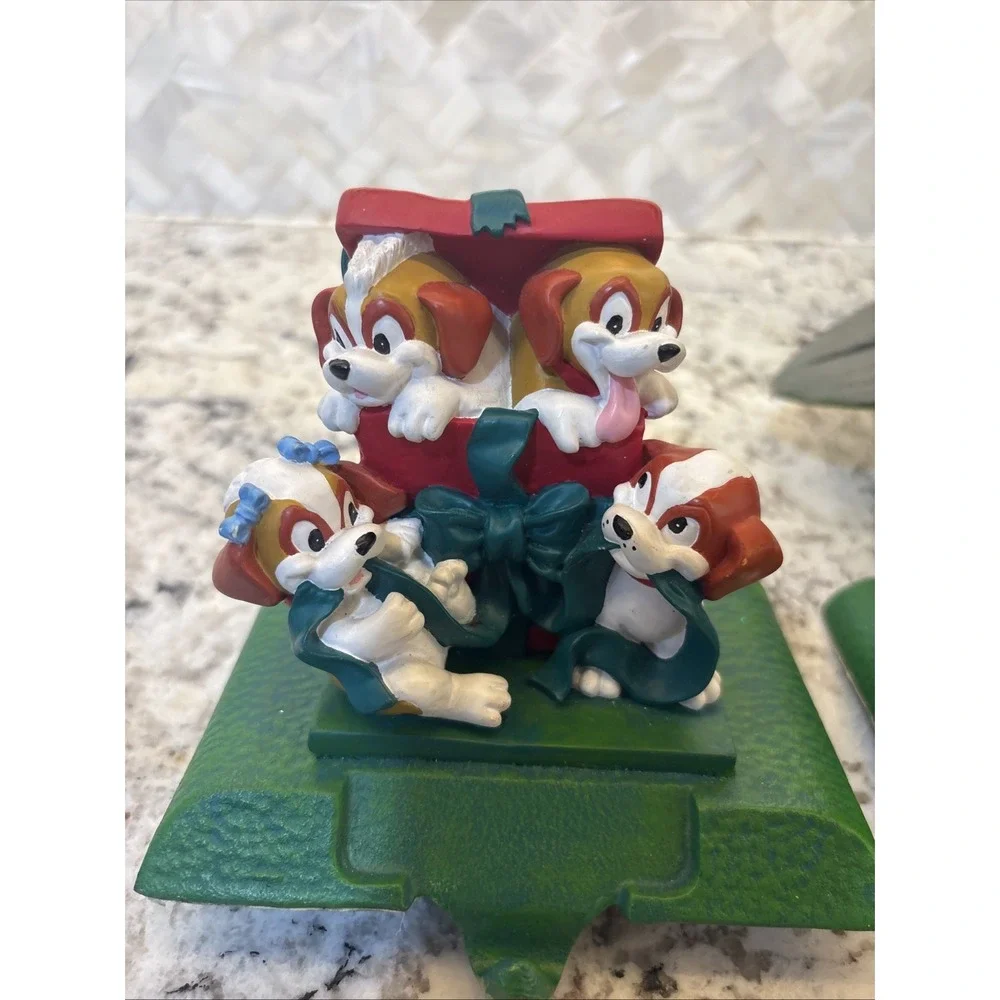 2 Beethoven Puppies Vintage‎ Stocking Holders 1996 Universal Studios Very Rare